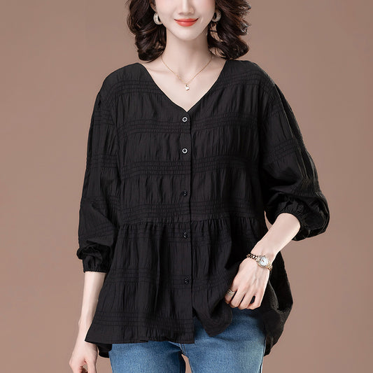 V-neck short sleeved t-shirt