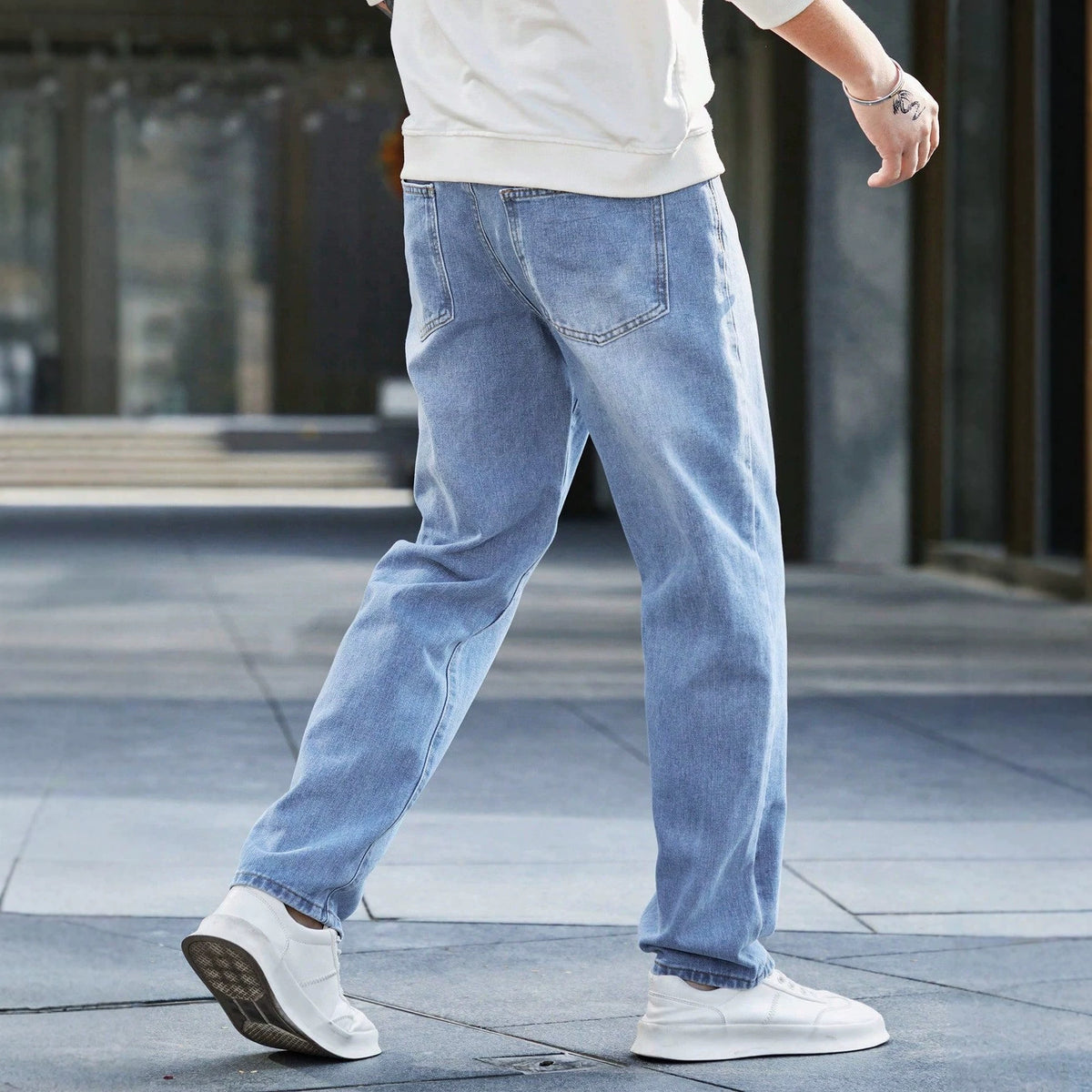 Relaxed Straight-Leg Jeans