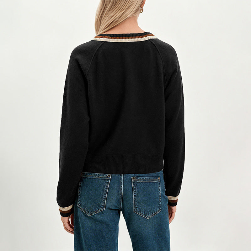 V-neck cardigan long sleeved sweater