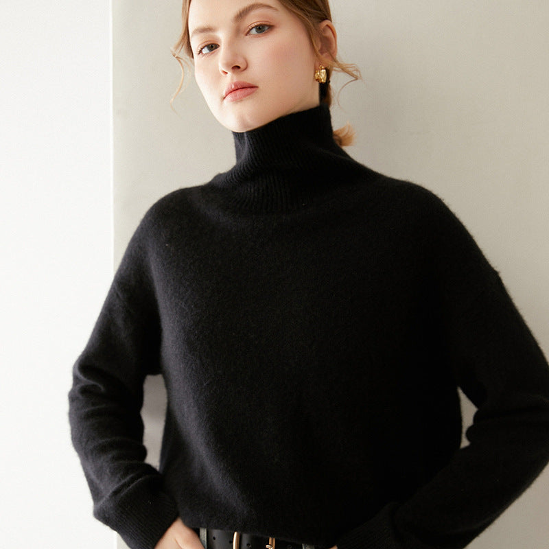 Thick and loose high neck sweater