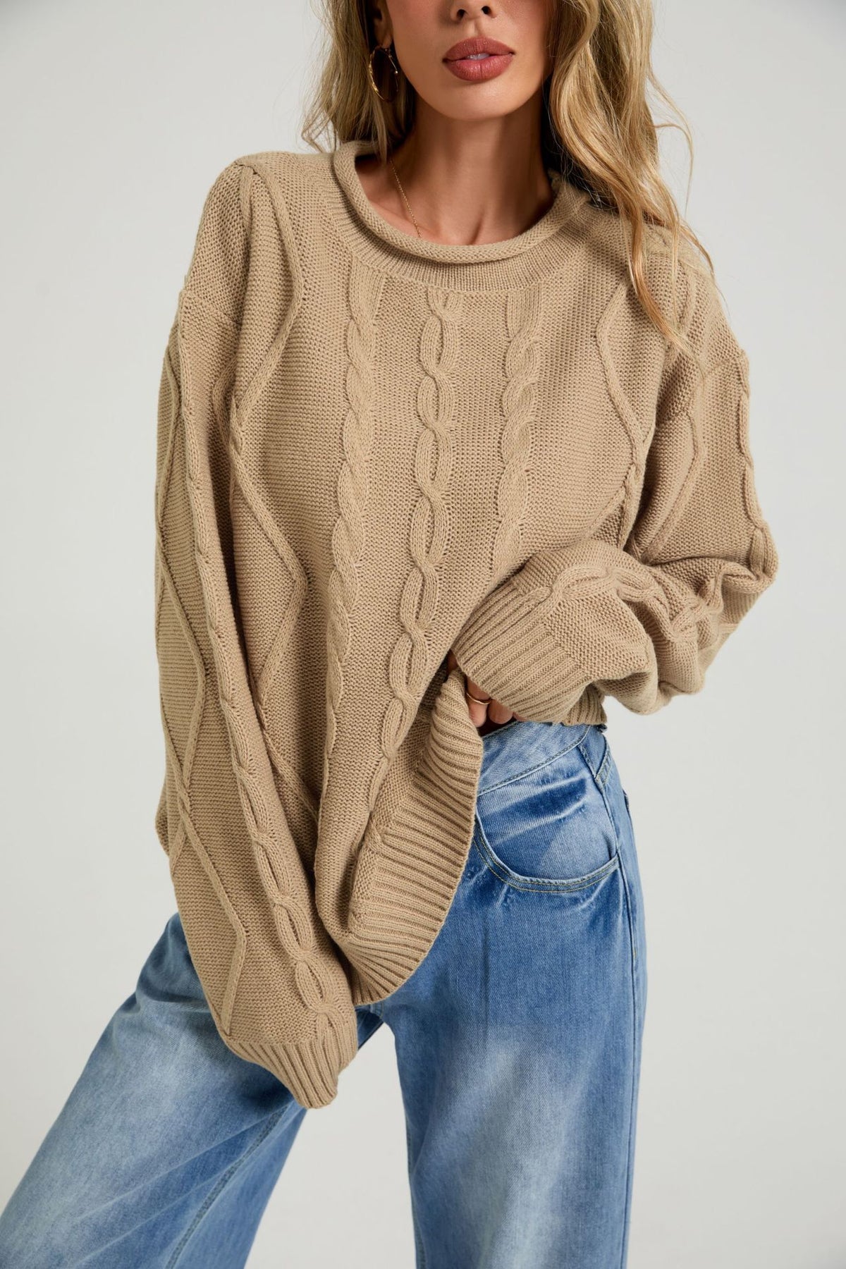 Loose round neck sweater