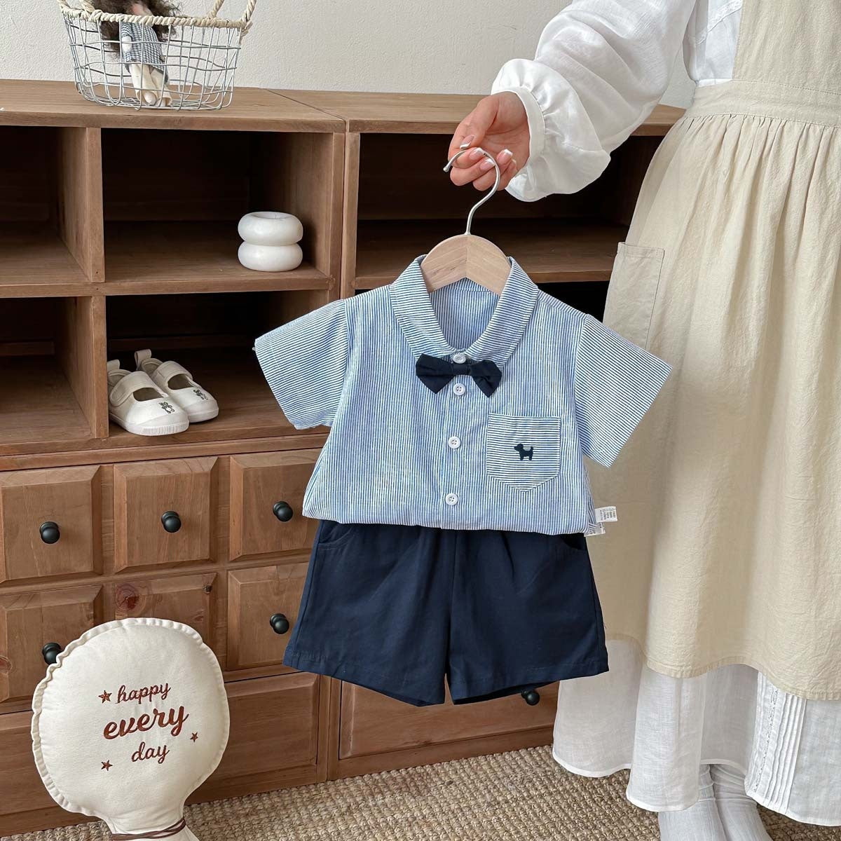 Bow Tie Short-Sleeve Shirt and Shorts Two-Piece Outfit