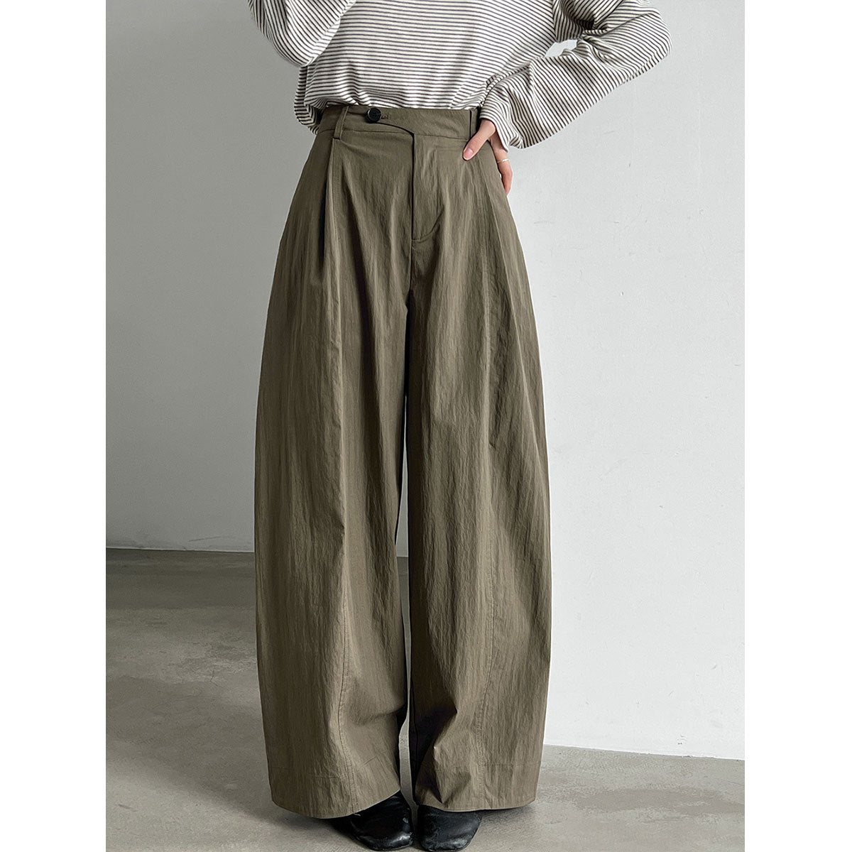 Diagonal Placket Straight Fit Trousers