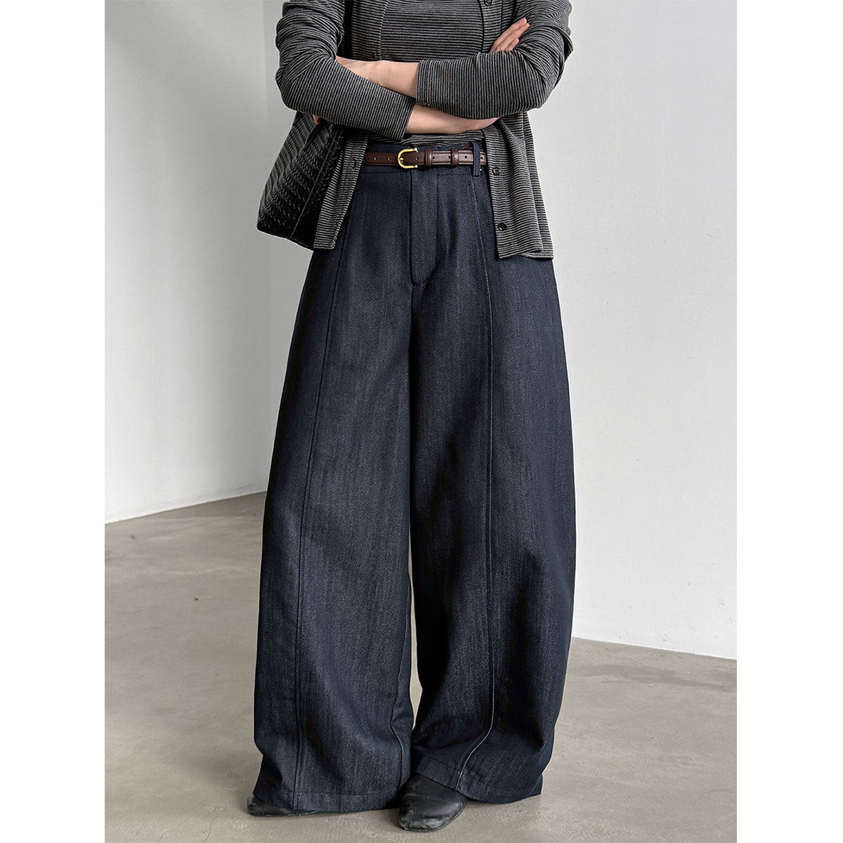 Drapey High-Waisted Slimming Trousers