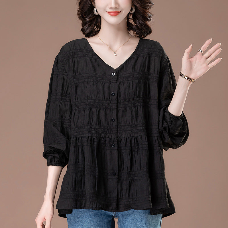 V-neck short sleeved t-shirt