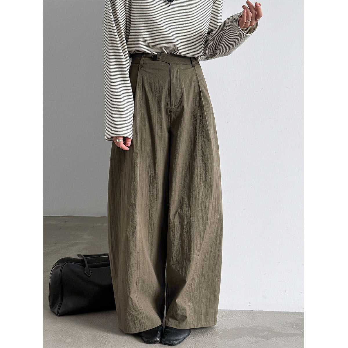 Diagonal Placket Straight Fit Trousers