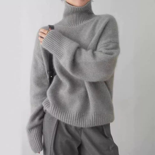 Thick and loose high neck sweater