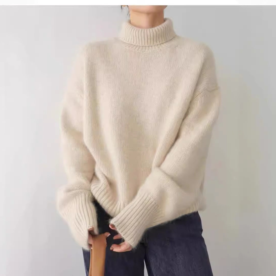 Thick and loose high neck sweater